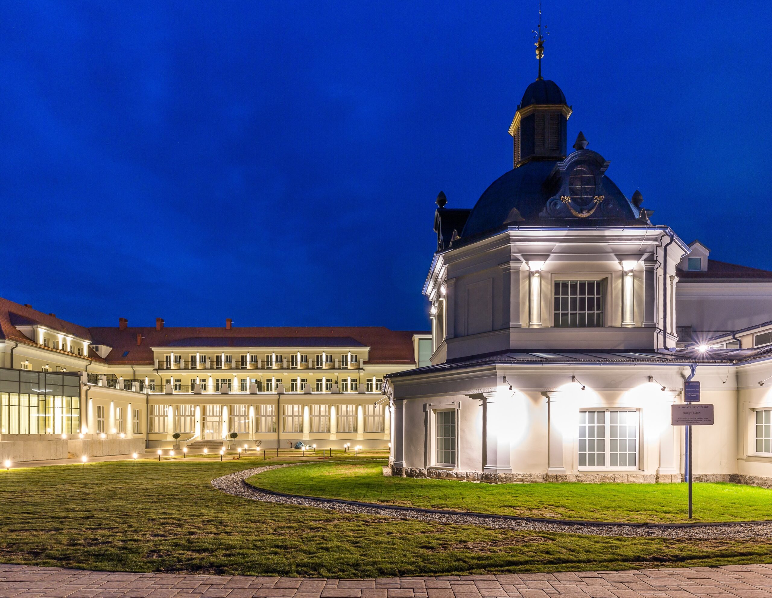 Luxurious spa hotel, spa stays, spa break, slow it travel, health spas in slovakia