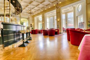 bar, restaurant, spa stays, spa break, slow it travel