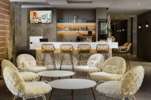 bar, restaurant, spa stays, spa break, slow it travel